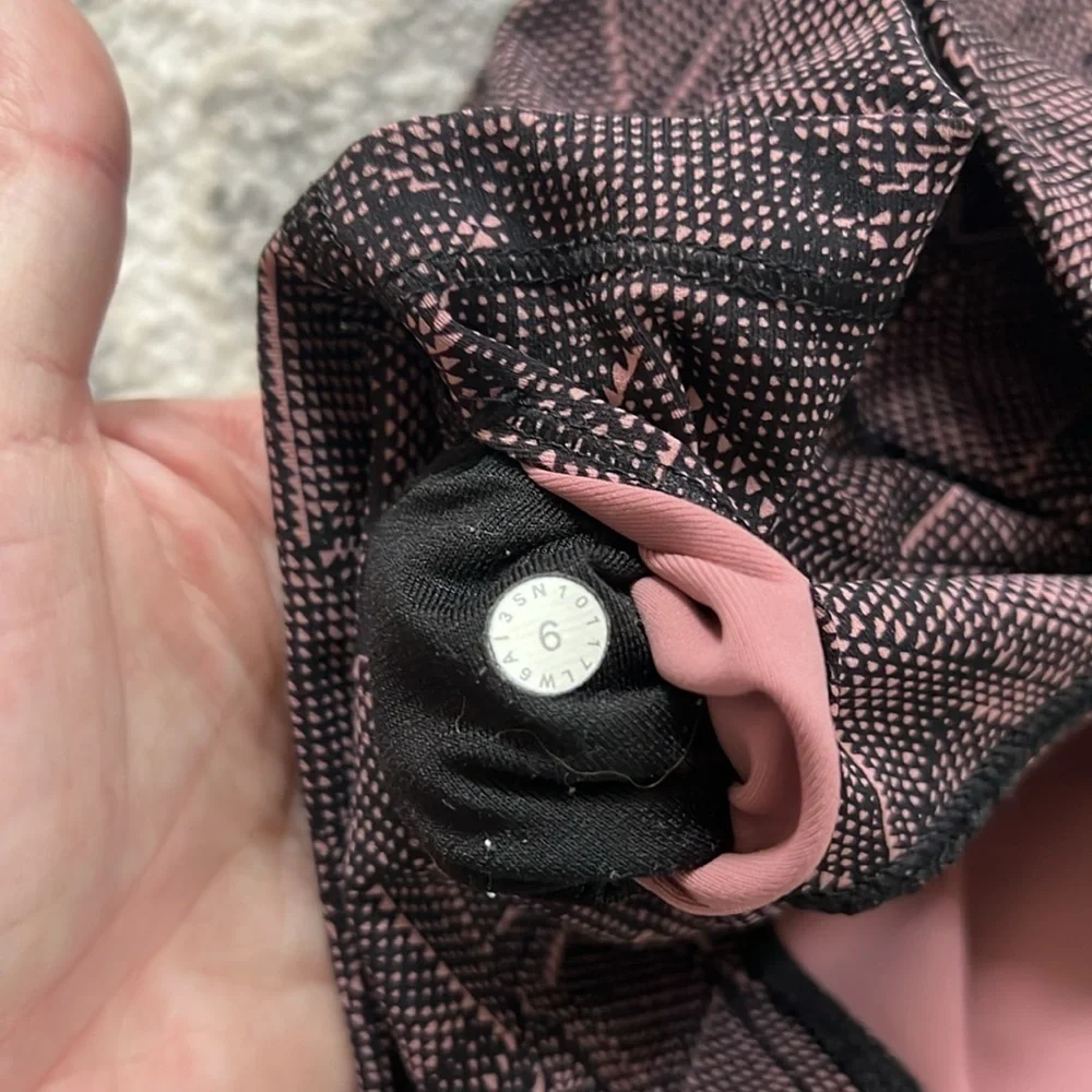Lululemon Wunder Under Crop  21